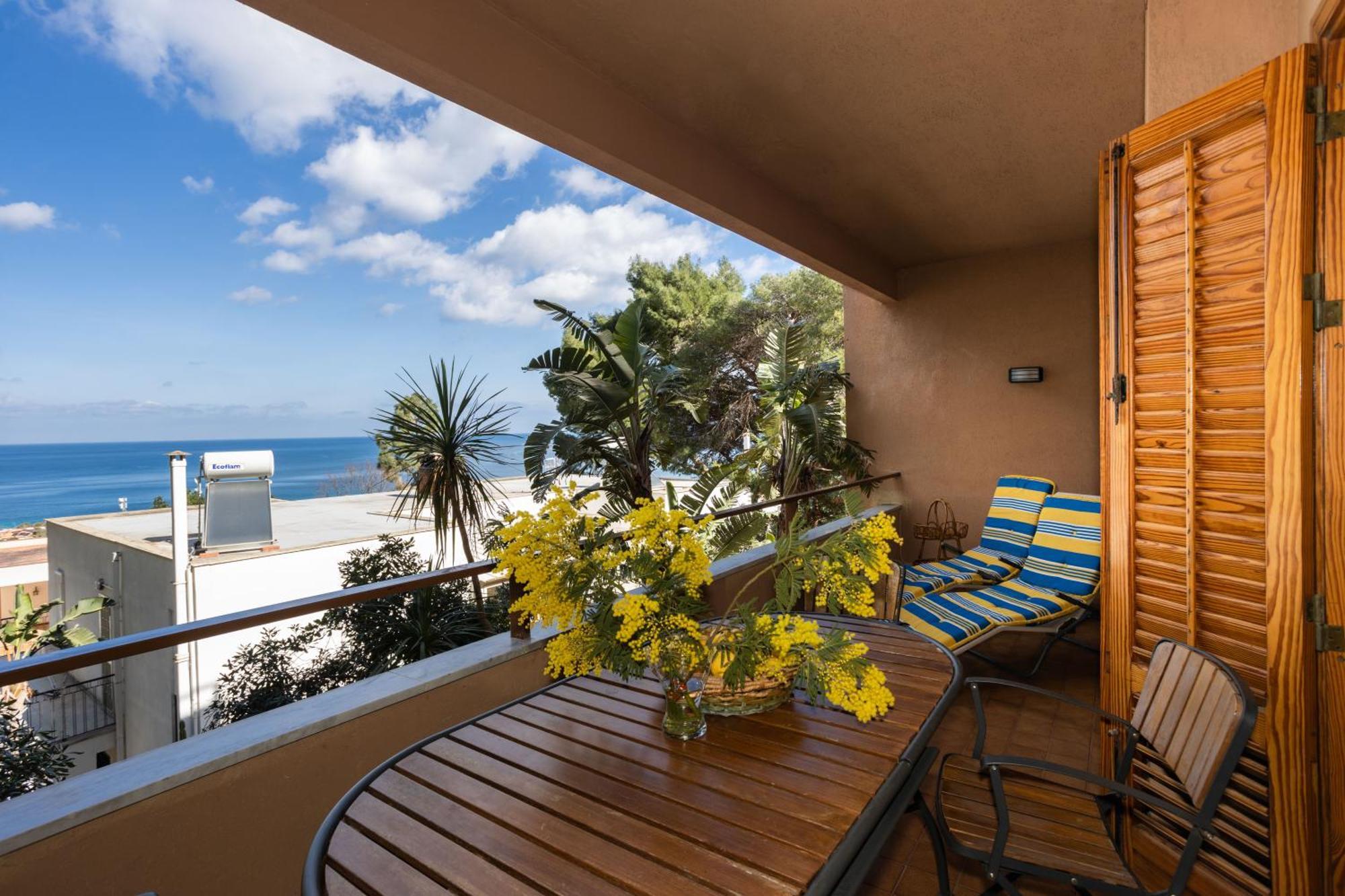 Villa Nel Verde Sul Mare, Mondello, Palerme Extérieur photo